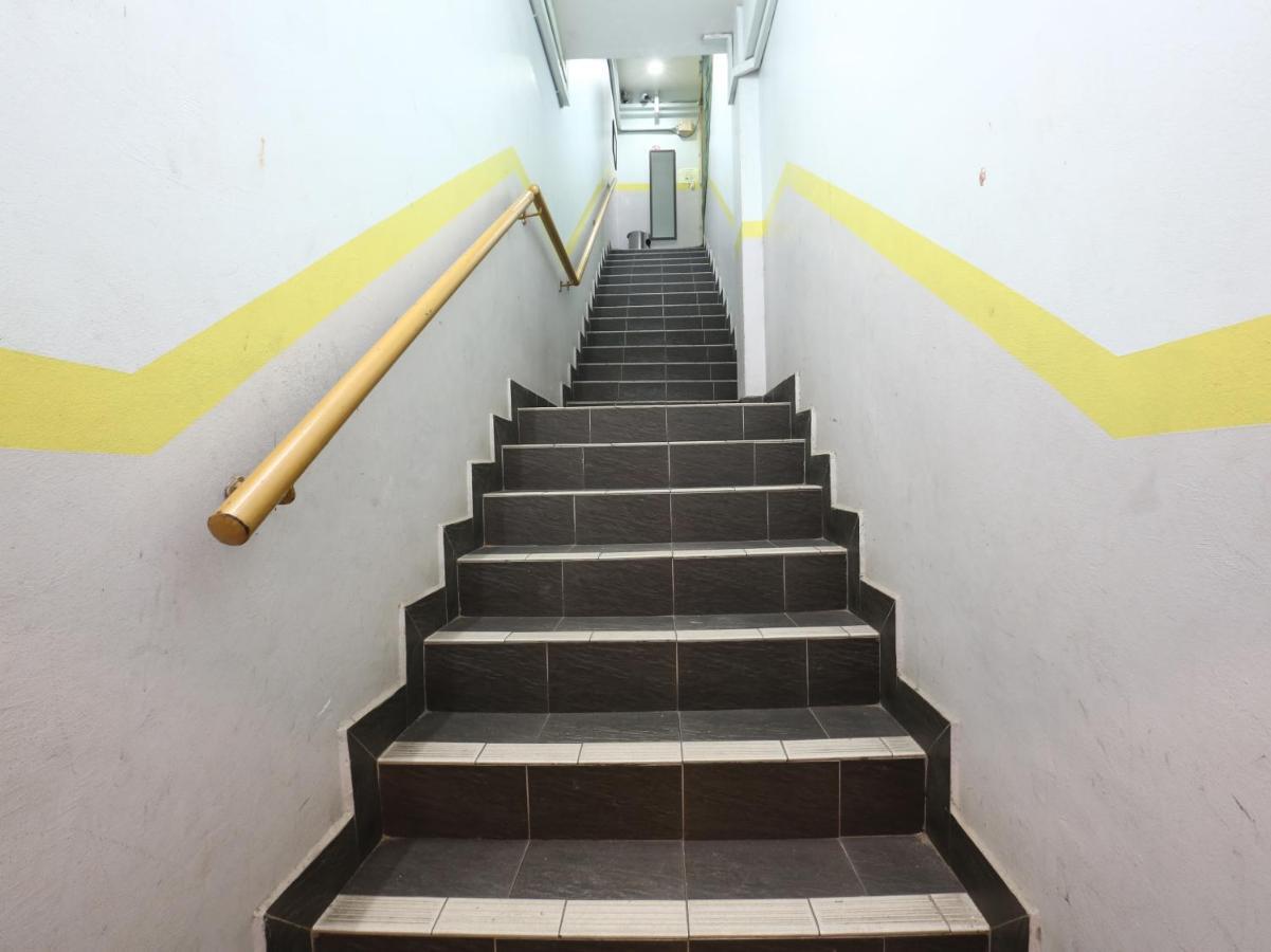 Oyo 89452 Best Eastern Hotel Kota Bharu Ngoại thất bức ảnh